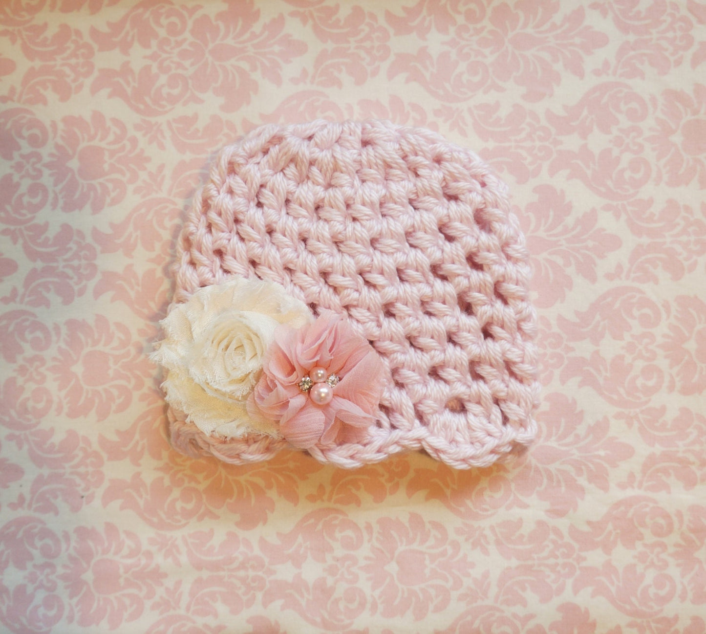 Newborn Light Pink beanie with scallop edge/ infant hat/ Baby girl hat