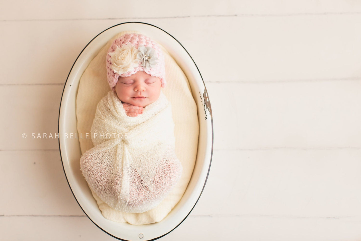 Cream Beanie with scallop edge/ Newborn hat/ Baby girl hat